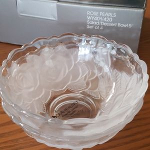 Home Beautiful Crystal Dessert Bowls